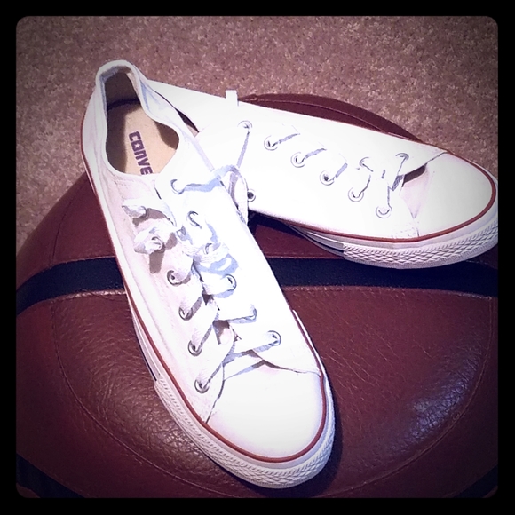 Converse Other - Converse low top shoes